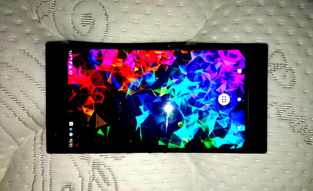実機レビュー：Razer Phone 2【さすがゲーミングスマホ